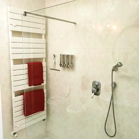 Turistico Giulietta E Romeo - Intero - Villafranca Di Verona, Zimmer, Apartment Villafranca di Verona