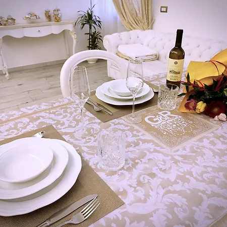 Turistico Giulietta E Romeo - Intero - Villafranca Di Verona, Zimmer, *
